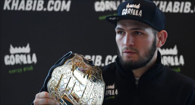 Khabib Nurmagomedov bloqué en Russie jusqu’à nouvel ordre