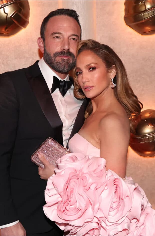 Deux ans après leur mariage, Jennifer Lopez demande le divorce à Ben Affleck