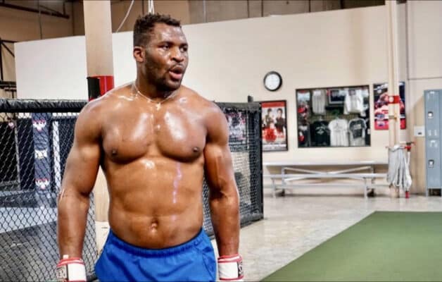 « J'étais la risée du quartier » : Francis Ngannou fait des révélations sur son enfance