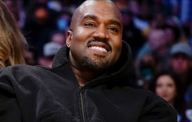 Kanye West (47 ans) ne pourrait plus se passer de gaz hilarant