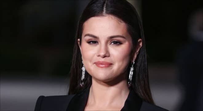 Selena Gomez (32 ans) officiellement milliardaire grâce à ses produits de beauté