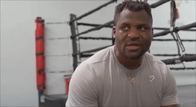 Francis Ngannou va toucher une somme astronomique pour ses débuts à la PFL