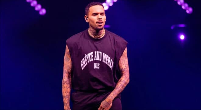 Après Diddy, Chris Brown est accusé d’agression sexuelle sur une mineure