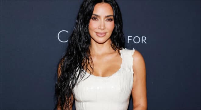 Kim Kardashian donne son avis sur le procès des frères Menendez et leur apporte son soutien