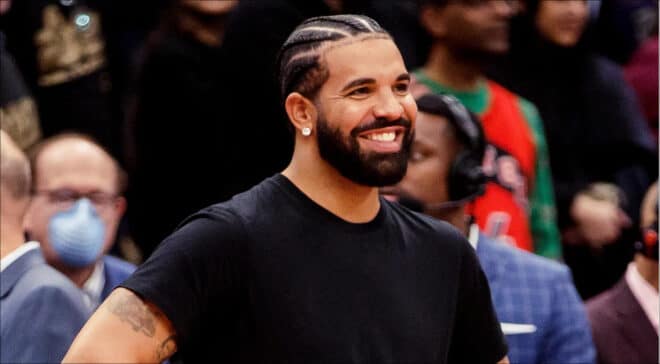 Drake offre 250 000 dollars à une jeune maman pour Noël