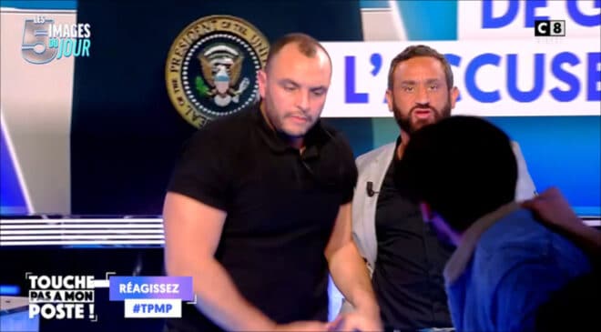 «J’étais à deux doigts de frapper» : Cyril Hanouna réagit après l’incident avec l’homme évacué de TPMP