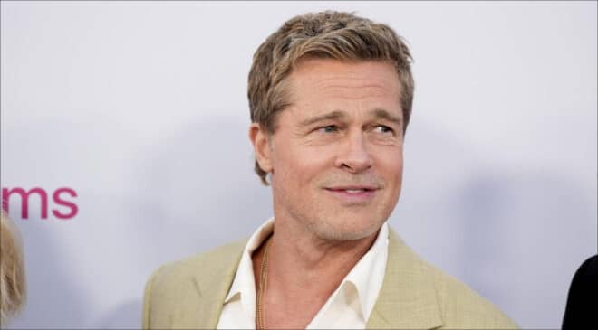 Brad Pitt réagit à l’histoire d’Anne, arnaquée par un escroc qui se faisait passer pour lui