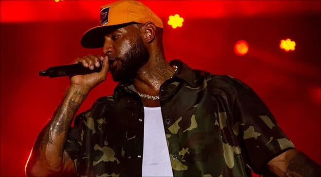 Après avoir fait sold-out en 5 minutes, Booba livre un message touchant : « Ça a pris 30 ans… »