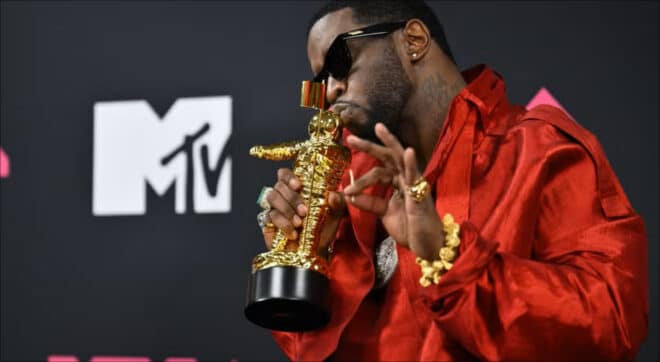 « Je ne peux pas continuer à travailler pour lui » : Un des avocats de Diddy annonce qu’il démissionne