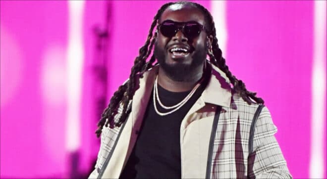 T-Pain explique pourquoi il voyage en classe éco plutôt qu’en jet privé